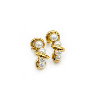 Kaia Pearl Earring