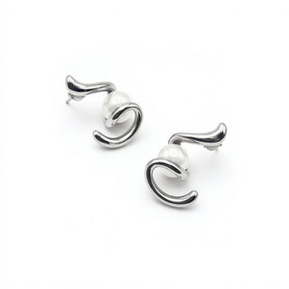 Janya Pearl Earrings